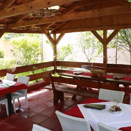 Guest house Kula 4*