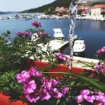 Gostinjska kuća Kula 4*