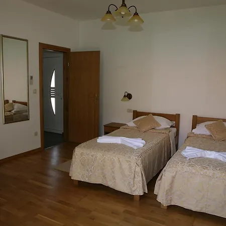 Kula Casa de hóspedes 4*
