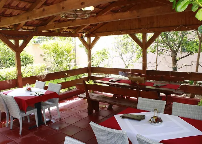 Guest house Kula 4*